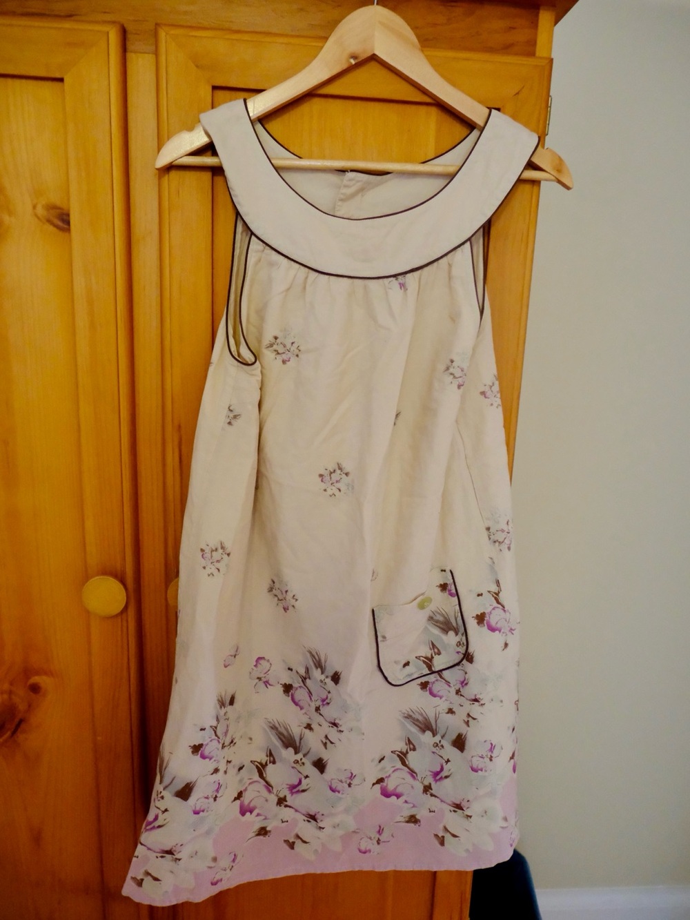 Women's Cream Floral A-Line Dress with Contrast Collar